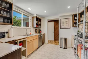 836 W 8th St, Benicia, CA 94510 - Photo 8
