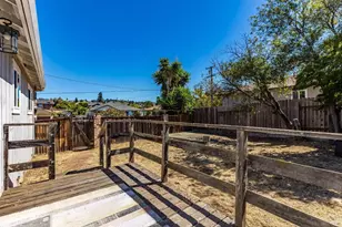 836 W 8th St, Benicia, CA 94510 - Photo 28