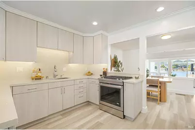 22 Mooring Road, San Rafael, CA 94901 - Photo 6