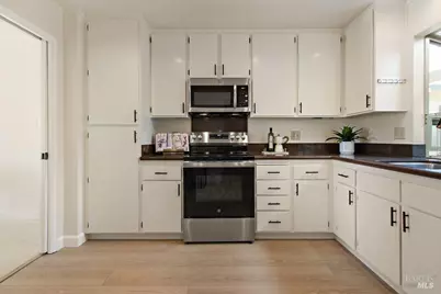 1492 London Circle, Benicia, CA 94510 - Photo 12
