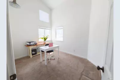 915 Scottsdale Drive, Vacaville, CA 95687 - Photo 24