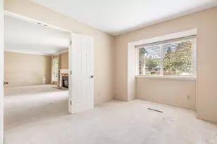 435 Meadowgreen Dr, Santa Rosa, CA 95409 - Photo 28