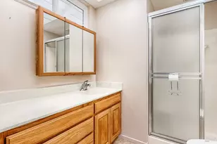 435 Meadowgreen Dr, Santa Rosa, CA 95409 - Photo 22