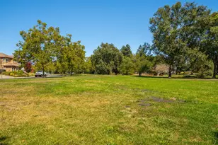 1751 Inverness Dr, Petaluma, CA 94954 - Photo 52