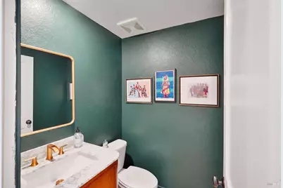 2404 Lake Club Drive, Fairfield, CA 94533 - Photo 14