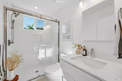 106 La Pasada Way, San Rafael, CA 94903 - Photo 18