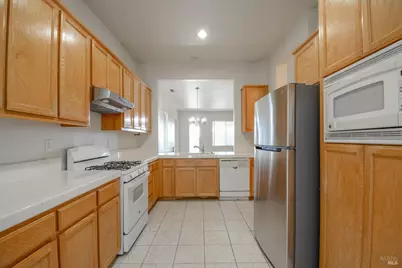 300 Rennert Way, Dixon, CA 95620 - Photo 8