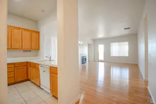 300 Rennert Way, Dixon, CA 95620 - Photo 6