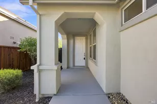 670 Sweet Bay Cir, Vacaville, CA 95687 - Photo 6