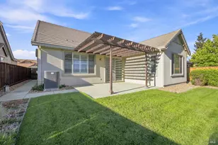 670 Sweet Bay Cir, Vacaville, CA 95687 - Photo 40
