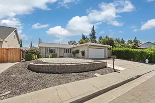 2242 Ross Pl, Fairfield, CA 94533 - Photo 4