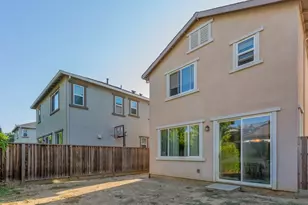 1125 Strawberry Ln, Suisun City, CA 94585 - Photo 18