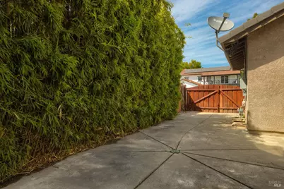 430 Gatehouse Drive, Vacaville, CA 95687 - Photo 56