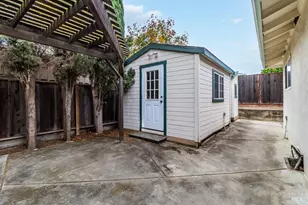 1207 St Frances Dr, Antioch, CA 94509 - Photo 40