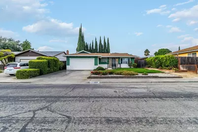 1207 Saint Frances Drive, Antioch, CA 94509 - Photo 2