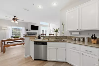 73 Manchester Drive, Fairfield, CA 94533 - Photo 14