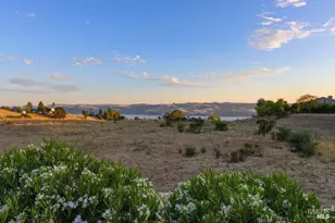 406 Larkin Dr, Benicia, CA 94510 - Photo 46
