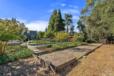 10934 Eastside Road, Healdsburg, CA 95448 - Photo 32