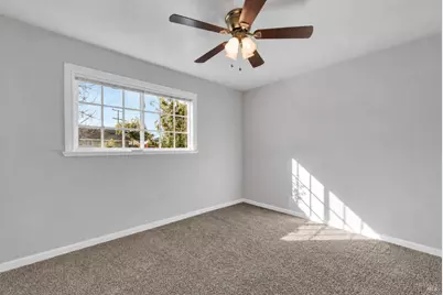 903 Rollingwood Drive, Vallejo, CA 94591 - Photo 12