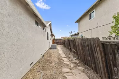 910 Javan Way, Suisun City, CA 94585 - Photo 44