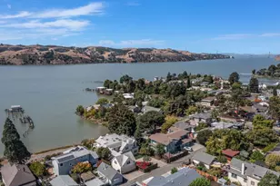 455 W I St, Benicia, CA 94510 - Photo 76