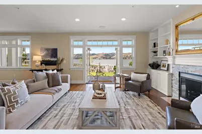 455 W I Street, Benicia, CA 94510 - Photo 8