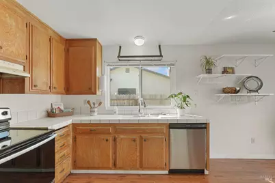 775 Oakbrook Drive, Fairfield, CA 94534 - Photo 12
