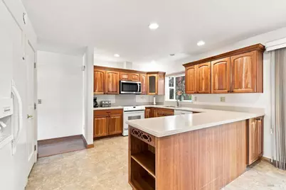 321 Mockingbird Circle, Santa Rosa, CA 95409 - Photo 8