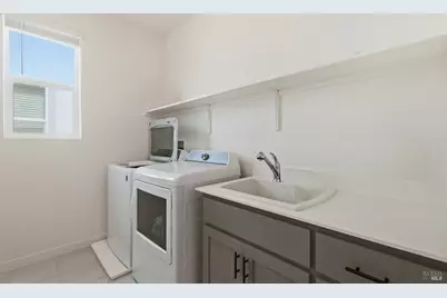 2725 Ambrosia Way, Fairfield, CA 94533 - Photo 22