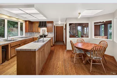 556 Montecito Boulevard, Napa, CA 94559 - Photo 32