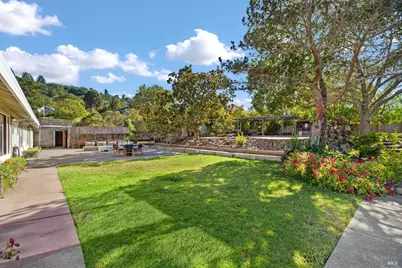 4 Ranch Road, San Rafael, CA 94903 - Photo 24