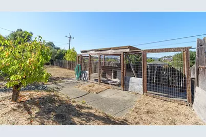 4 Ranch Road, San Rafael, CA 94903 - Photo 48