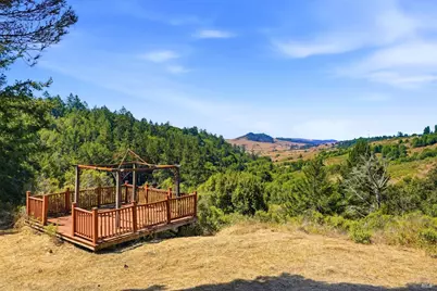 10635 Barnett Valley Road, Sebastopol, CA 95472 - Photo 14