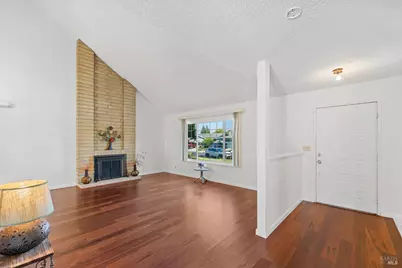 571 Gregory Drive, Vacaville, CA 95687 - Photo 6