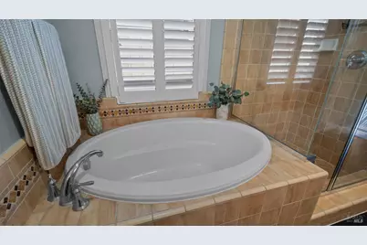 6658 Chalk Hill Lane, Vallejo, CA 94591 - Photo 28