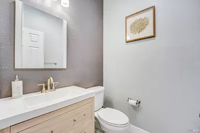 1896 Clarendon Drive, Fairfield, CA 94534 - Photo 18