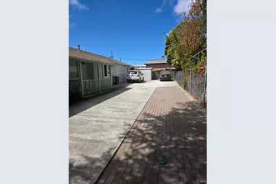 326 Arkansas Street, Vallejo, CA 94590 - Photo 2