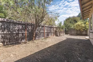 2325 Gads Hill St, Santa Rosa, CA 95401 - Photo 26