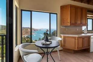 79 Seacape Dr, Muir Beach, CA 94965 - Photo 4
