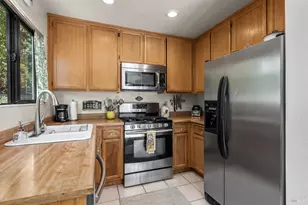88 Park Pl Dr, Petaluma, CA 94954 - Photo 16