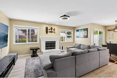 302 Desiree Place, Windsor, CA 95492 - Photo 12