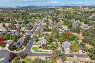302 Desiree Pl, Windsor, CA 95492 - Photo 44