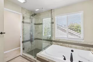 302 Desiree Pl, Windsor, CA 95492 - Photo 32