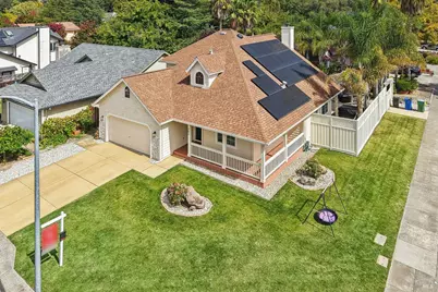 302 Desiree Place, Windsor, CA 95492 - Photo 2