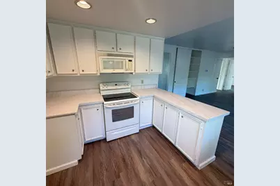 437 Valencia Lane, Vacaville, CA 95688 - Photo 52