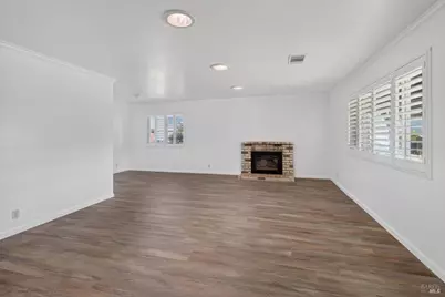 437 Valencia Lane, Vacaville, CA 95688 - Photo 10