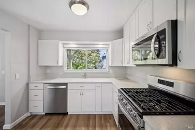 2 Rain Tree Court, Petaluma, CA 94952 - Photo 18