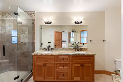 1636 Abramson Road, Santa Rosa, CA 95401 - Photo 14