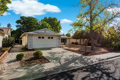 109 Rainier Circle, Vacaville, CA 95687 - Photo 2