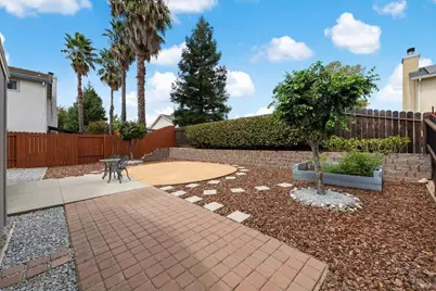 865 Turquoise Street, Vacaville, CA 95687 - Photo 36